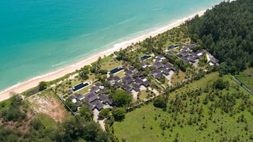 Villa Jia | 6 bedrooms, in-room safe, desk, blackout drapes