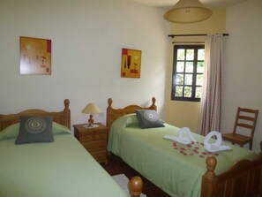 1 soverom, reiseseng for barn, wi-fi og sengetøy