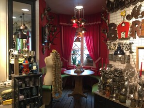 Uklassifisert bilde, 2 av 47, knapp