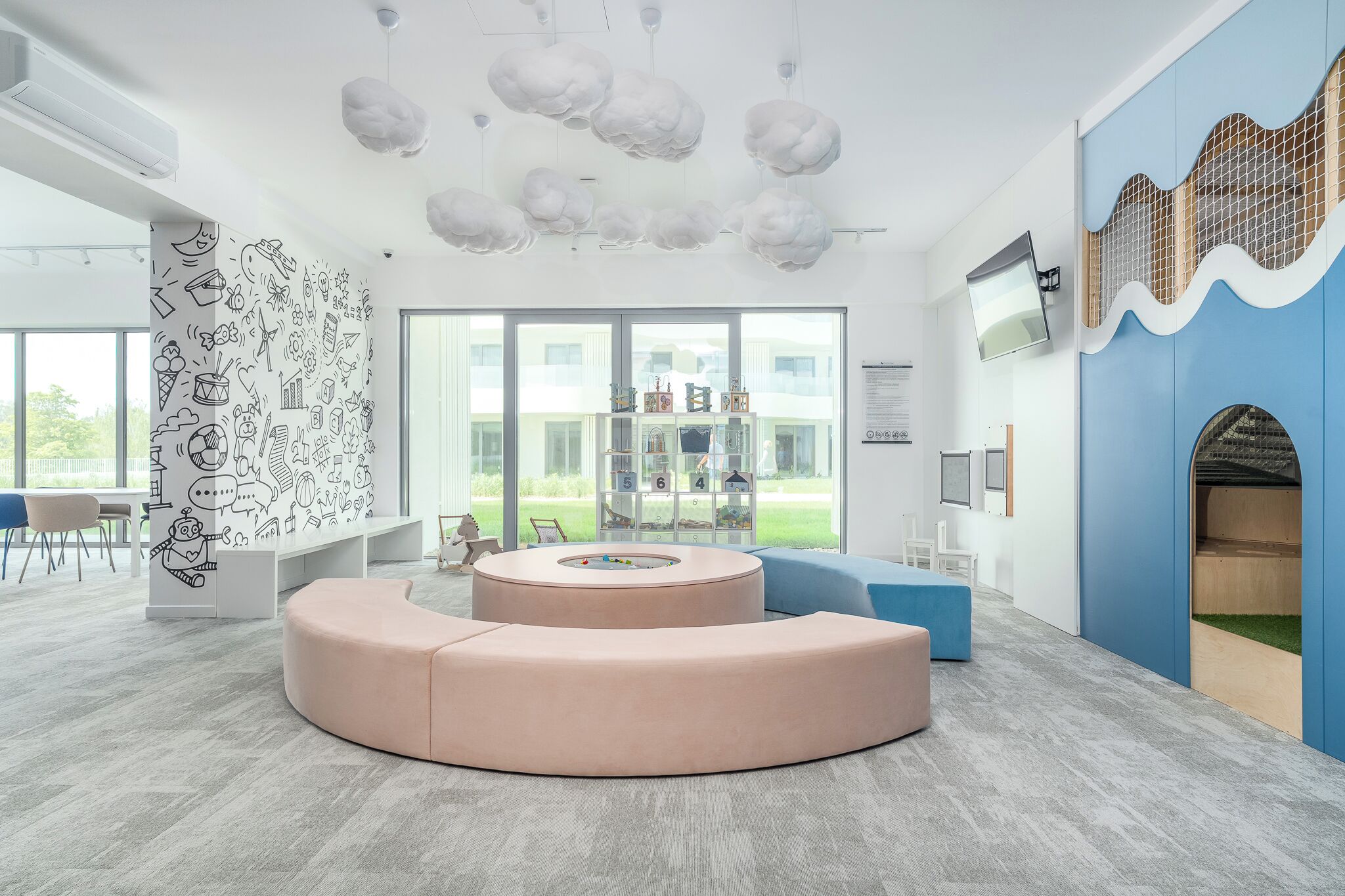 Children’s play area – indoor