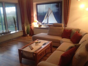 TV - Ferienhaus Knorrlück (Hasselberg)