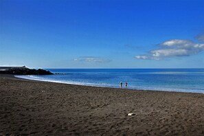 Luokittelematon kuva, 2 kautta 14, painike