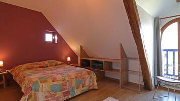 4 bedrooms, free WiFi