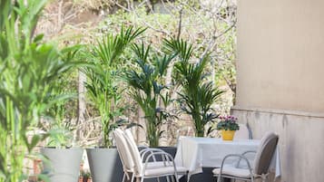 Comfort Apartment | Terrace/patio