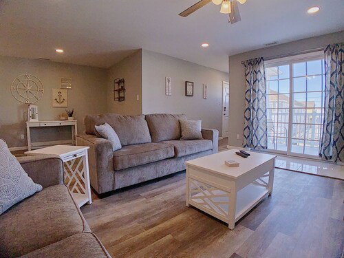 Stunning Renovations, Top Floor Views, and less than 2 Blocks to the Beach!