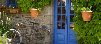 Cottages, bed and breakfasts in the heart of the North Finistère countryside.