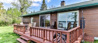 Private, Pet Friendly Vacation Home on Lost Lake