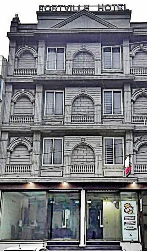 Exterior - Fortville Hotel (Lahore)