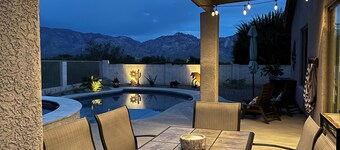 Caballo Pass welcomes you to Oro Valley with incredible mountain views.