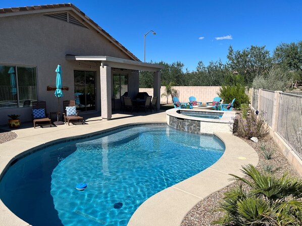 Outdoor pool, a heated pool
