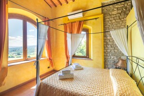 6 Schlafzimmer, laptopgeeigneter Arbeitsplatz, kostenloses WLAN