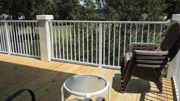 Villa, 2 Bedrooms | Property grounds