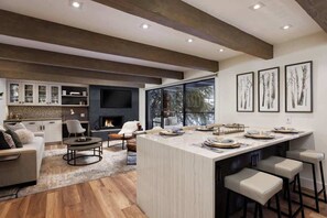 Interior - Fully Renovated Aspen Core 2/2 on River (Aspen)