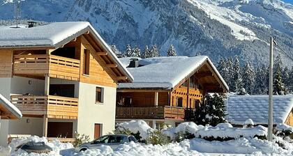 At the foot of lac bleu de morillon and samoens