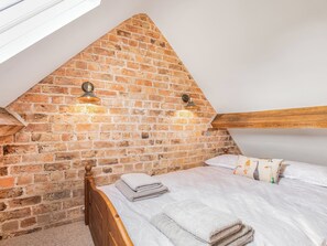 2 bedrooms, free WiFi, bed sheets - Tadpole Mews at Frog Hall (Tilston, near Malpas)