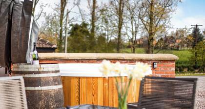 Tadpole Mews at Frog Hall