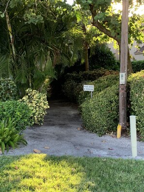 Property grounds - Canal front home on Longboat Key -Just Steps to the Beach (Longboat Key)