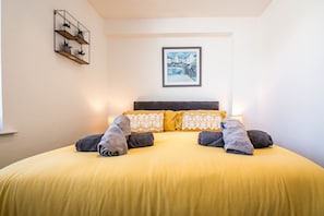 Apartamento (2 Bedrooms) | 2 quartos, individualmente decorados, individualmente mobiliados