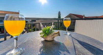 Room-all Saints Suites B&b Kastela - Dou