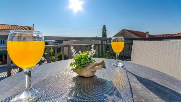 Room, 1 Bedroom, Balcony, Garden View | Terrace/patio
