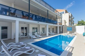 Room, 1 Bedroom, Balcony, City View | Pool | Outdoor pool, sun loungers - Room-all Saints Suites B&b Kastela (Kastela)