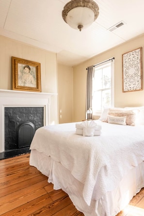 2 chambres, fer et planche à repasser, lit parapluie, Wi-Fi