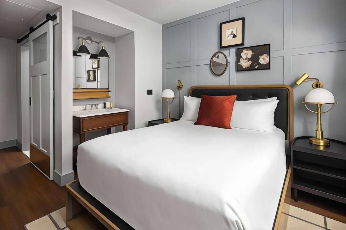 Premium bedding, minibar, in-room safe, laptop workspace