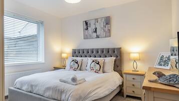 3 bedrooms, free WiFi, bed sheets