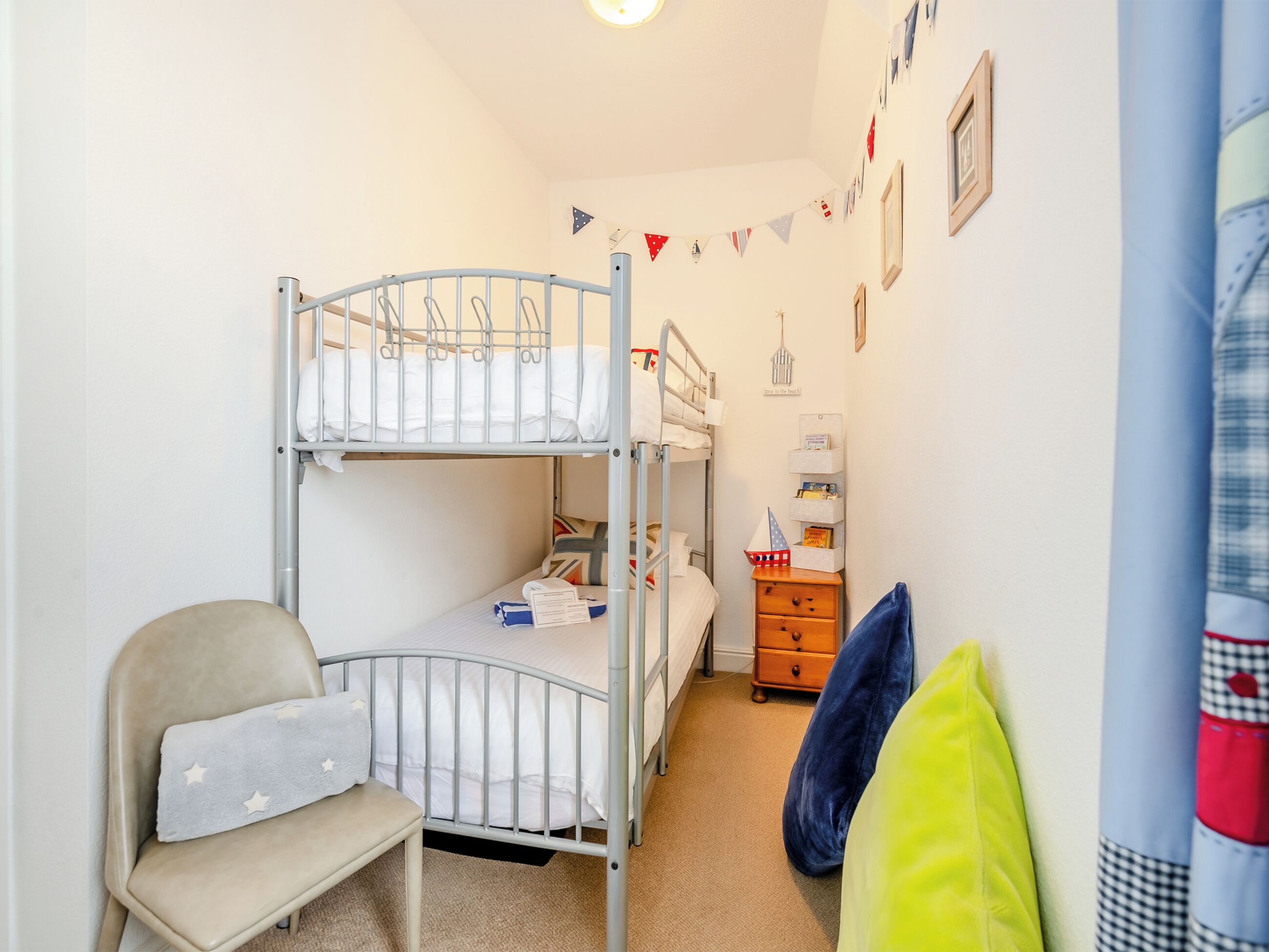 4 間睡房、免費 Wi-Fi、床單