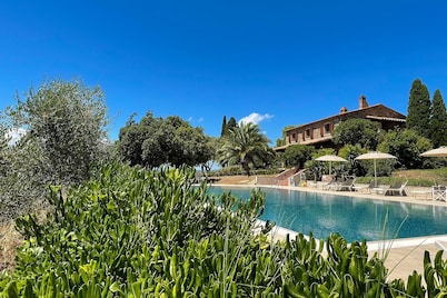 Villa Campo Valerio with large Swimming Pool