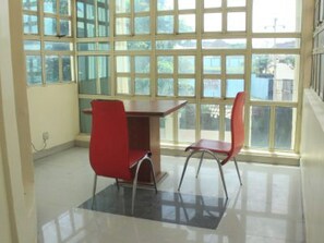 Quarto, 1 quarto, acessível, para fumantes | Parte interna