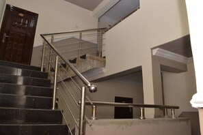 Interior - Room-aquatic Suites & Lounge -classic St (Lagos)