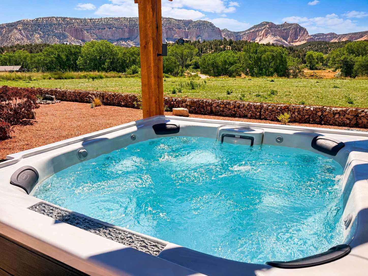 Outdoor spa tub
