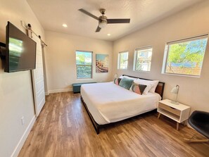 2 Schlafzimmer, Bügeleisen/Bügelbrett, Reisekinderbett, WLAN