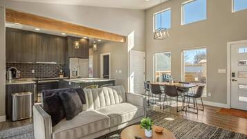 Télévision, espaces bureaux