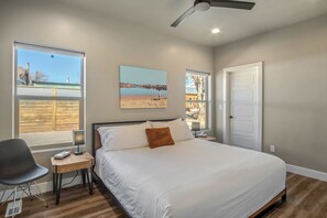 2 habitaciones, tabla de planchar con plancha, cuna de viaje y wifi