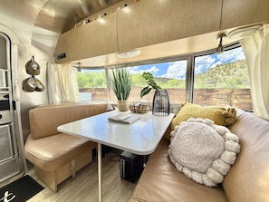 Interior - Luxury Airstream Near Zion | Hot Tub & Views (Orderville)