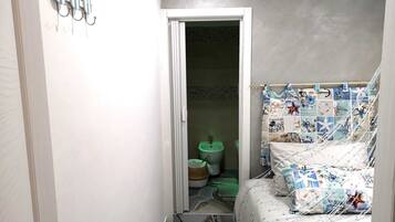 1 Schlafzimmer, Bügeleisen/Bügelbrett, kostenloses WLAN, Bettwäsche