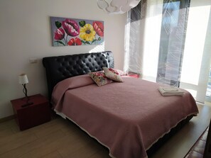 2 bedrooms