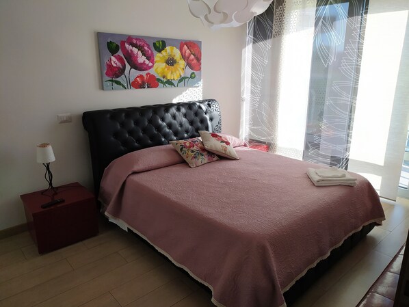 2 bedrooms