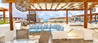 Aldea Thai Private pool penthouse with ocean view and huge terrace Beach access!