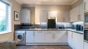 Apartment, 2 Bedrooms | Interior