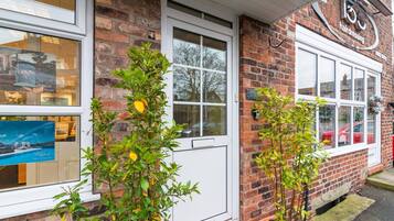 Apartment, 2 Bedrooms | Exterior