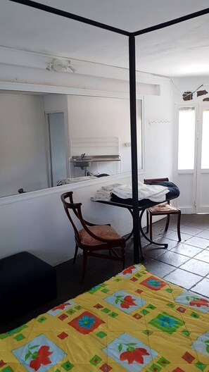 1 bedroom