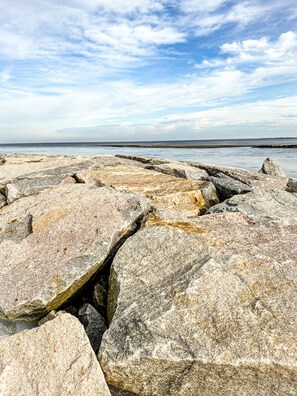 Plage à proximité, chaise longue