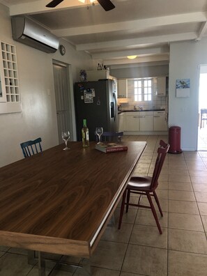 Dining - Caribbean house with pool and tropical garden (Oranjestad)