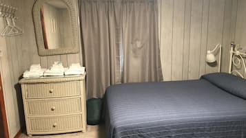 3 chambres, bureau, draps fournis