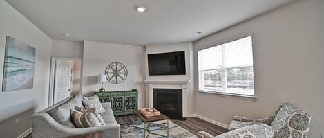 TV, fireplace, DVD player