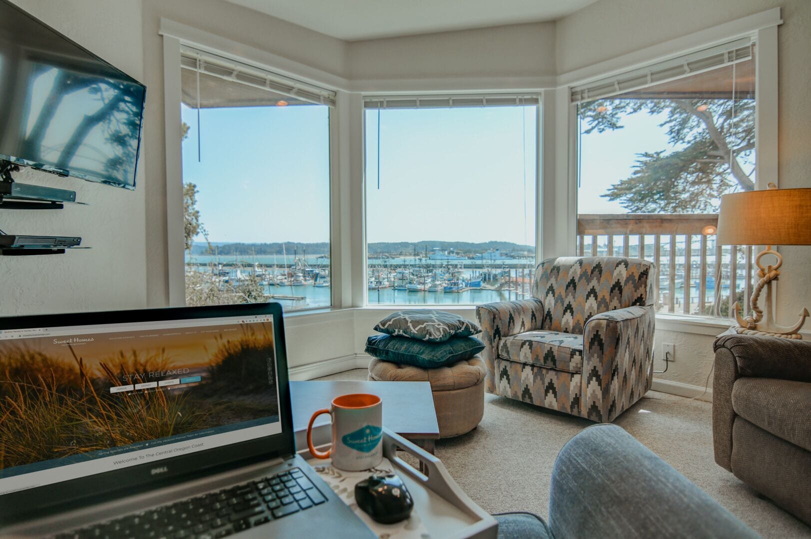 Historic Bay Front! Views of the Marina! Fully Stocked Kitchen! Walk to Everything!
