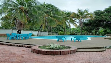 Udendørs pool